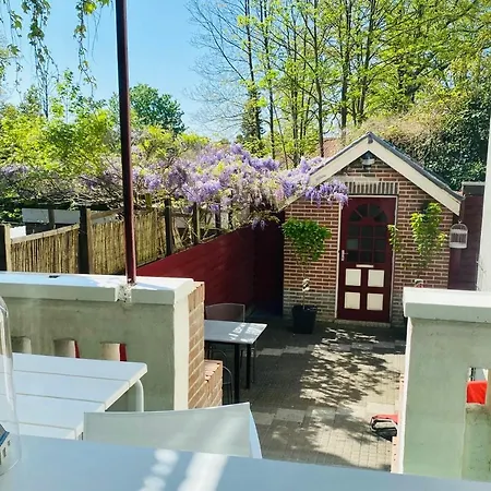 Light And Spacious Getaway House Holiday home Arnhem