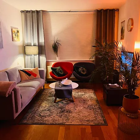 Light And Spacious Getaway House Arnhem