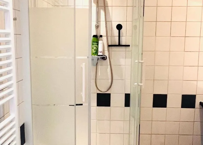 Light And Spacious Getaway House Дом отдыха Арнем