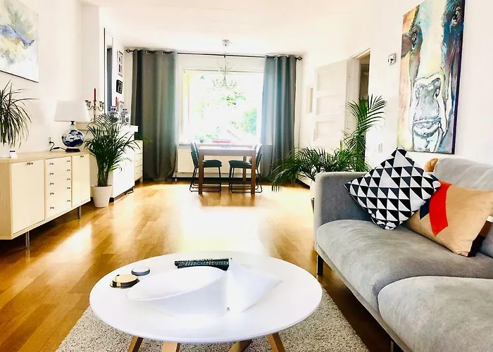 Light And Spacious Getaway House