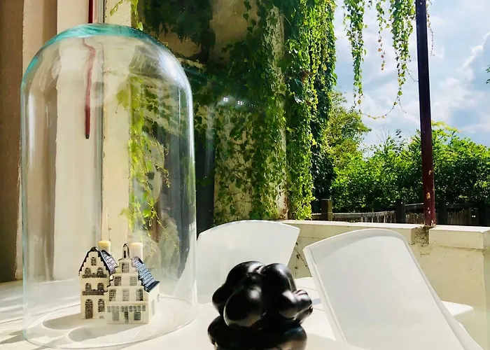 Dom wakacyjny Light And Spacious Getaway House *